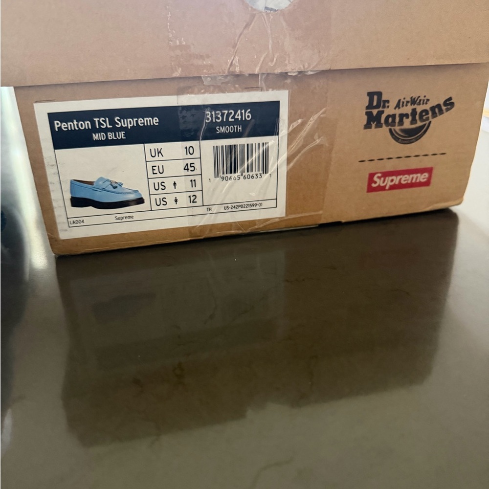 Supreme Dr. Martens Blue Tassel Slip-On Loafers BRAND NEW 11US - Picture 3 of 5